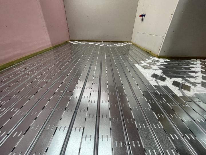 04: Suchý systém podlahové topení